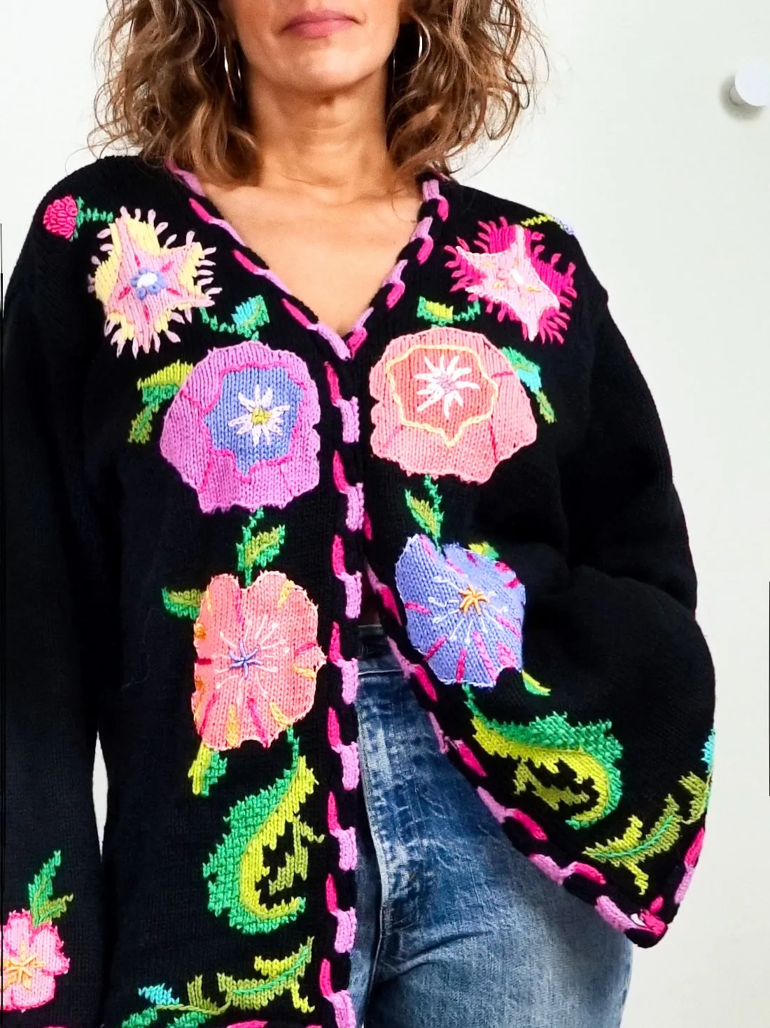 90's Floral Handknit Sweater