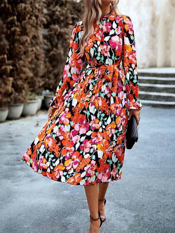 Bohemian Bell Sleeve Round Neck Pleated Midi Dress