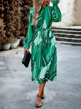 Bohemian Bell Sleeve Round Neck Pleated Midi Dress