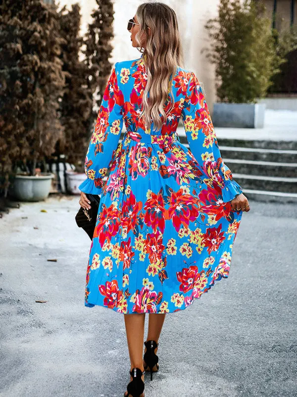 Bohemian Bell Sleeve Round Neck Pleated Midi Dress