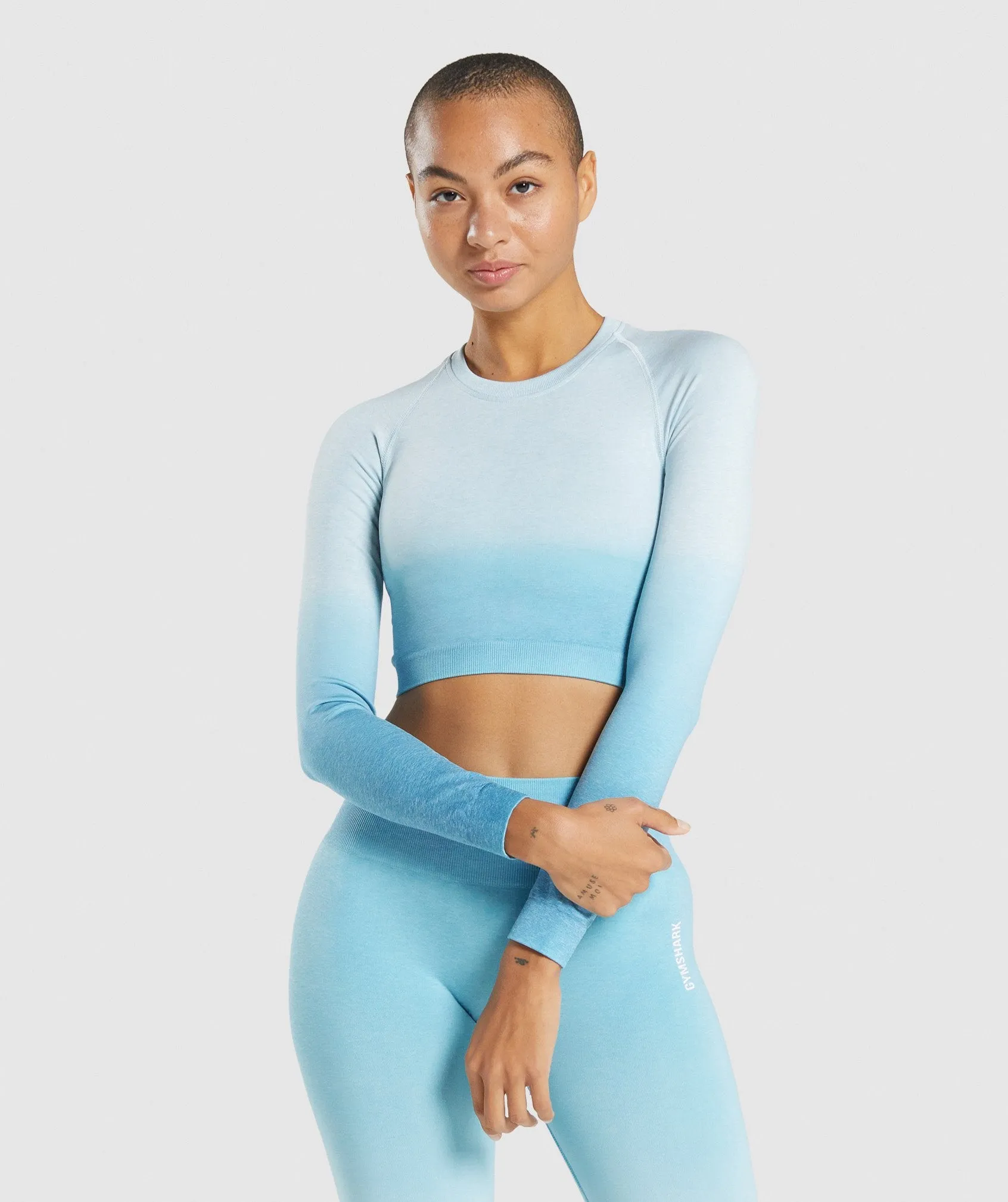 Gymshark Adapt Ombre Seamless Long Sleeve Crop Top - Light Blue Marl/Light Blue