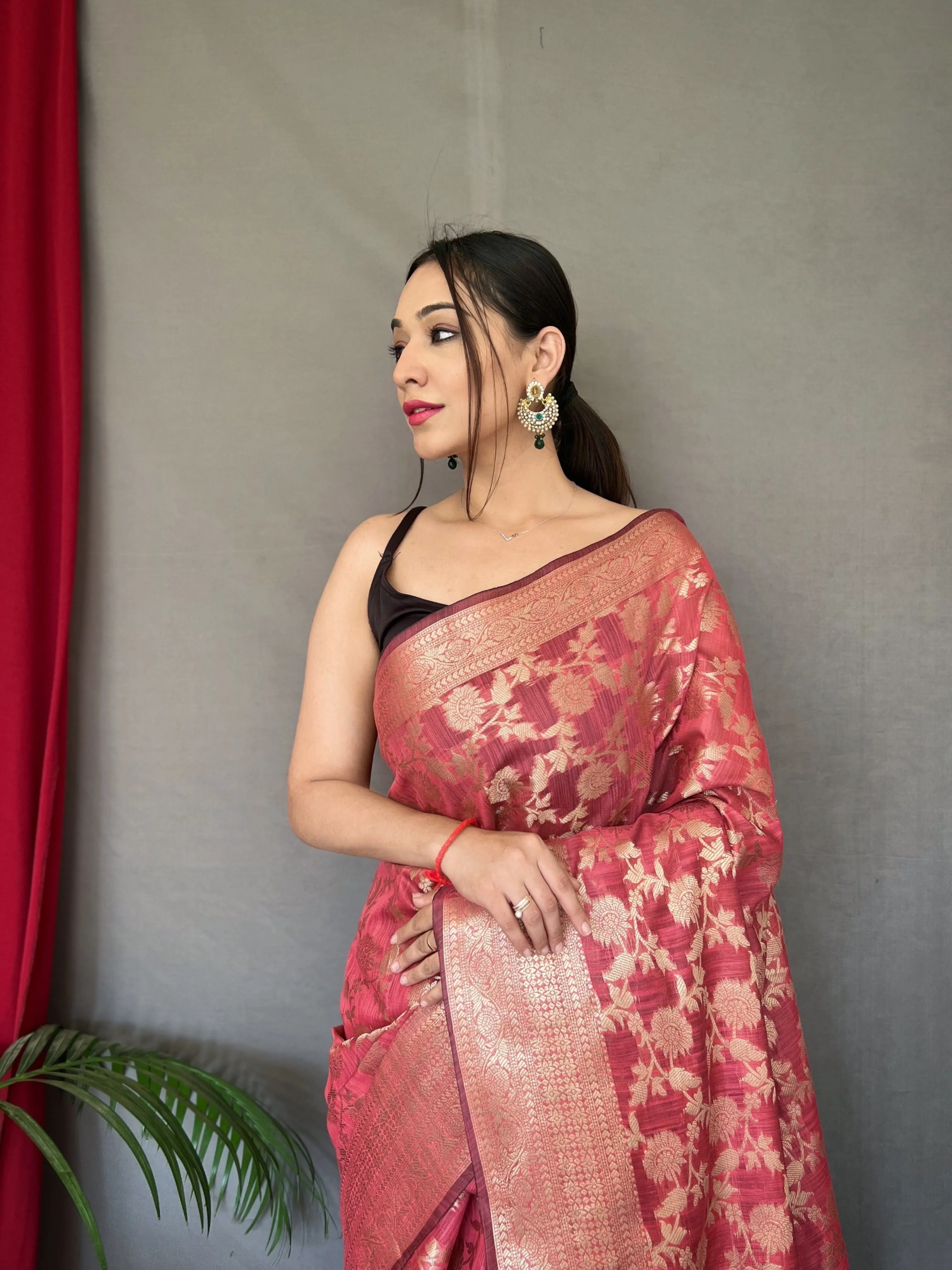 Indian Red Saree in Cotton Linen