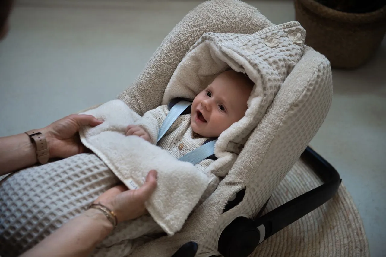 Koeka Buggy Footmuff Teddy Oslo | Sand /Pebble