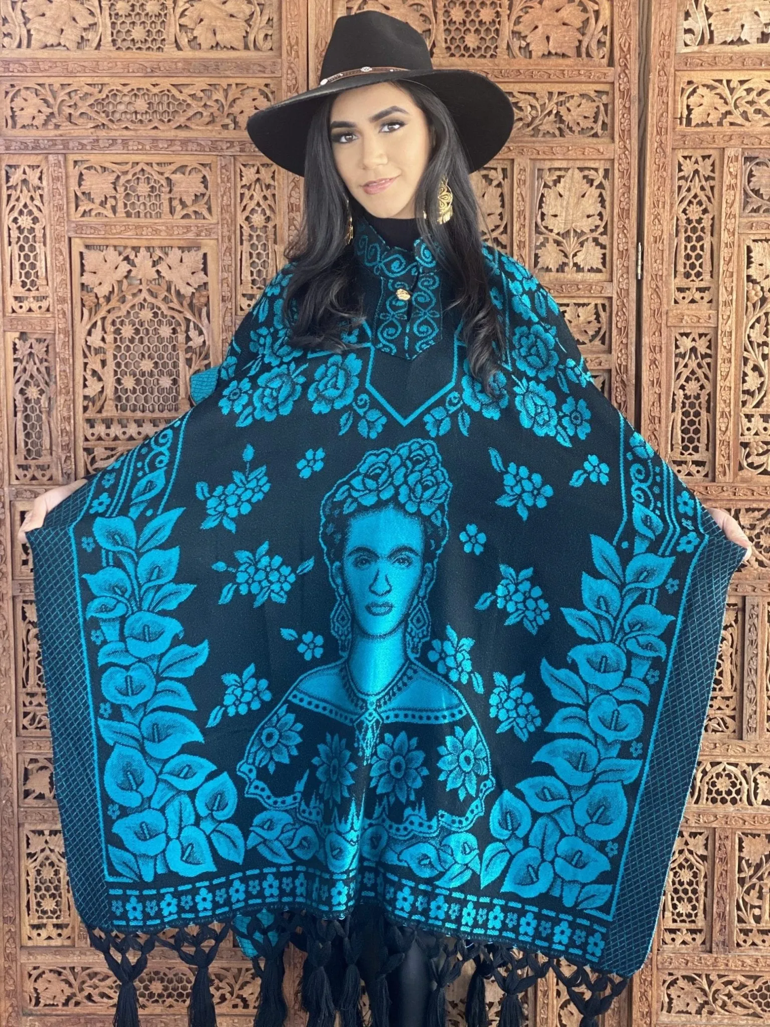 Mexican Traditional Frida Kahlo Poncho. Gaban Frida Kahlo.