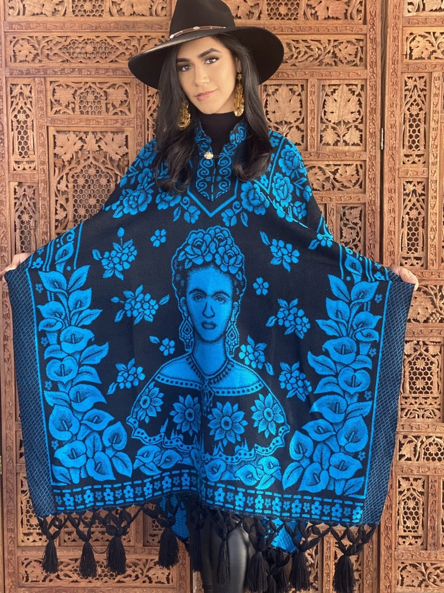 Mexican Traditional Frida Kahlo Poncho. Gaban Frida Kahlo.