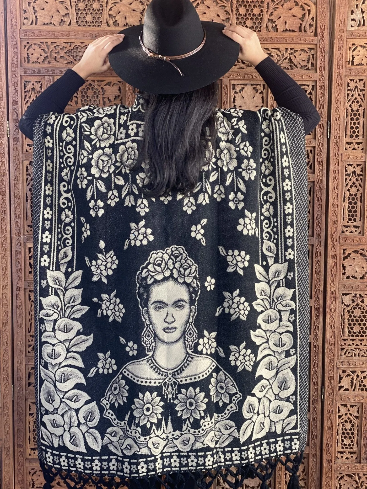 Mexican Traditional Frida Kahlo Poncho. Gaban Frida Kahlo.