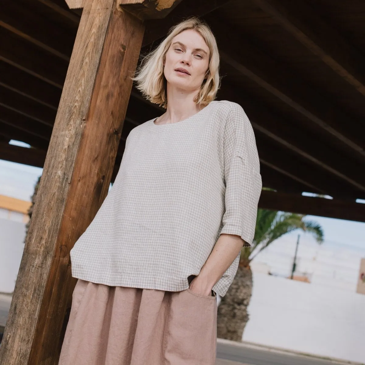 OIA gathered linen skirt