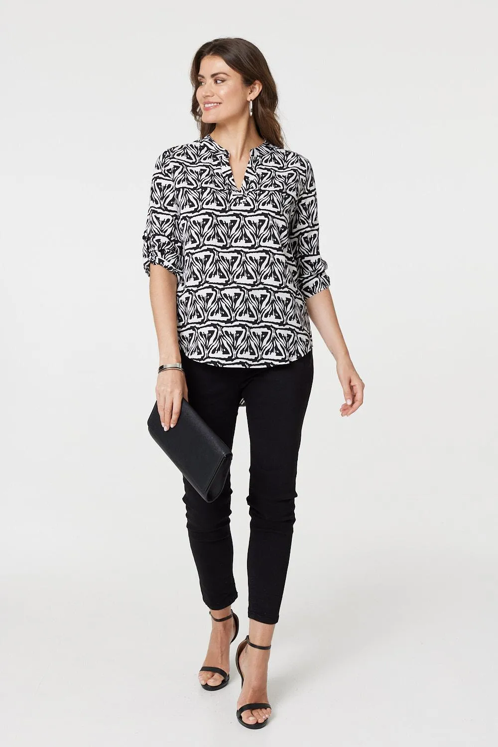 Printed Collarless V-Neck 3/4 Blouse