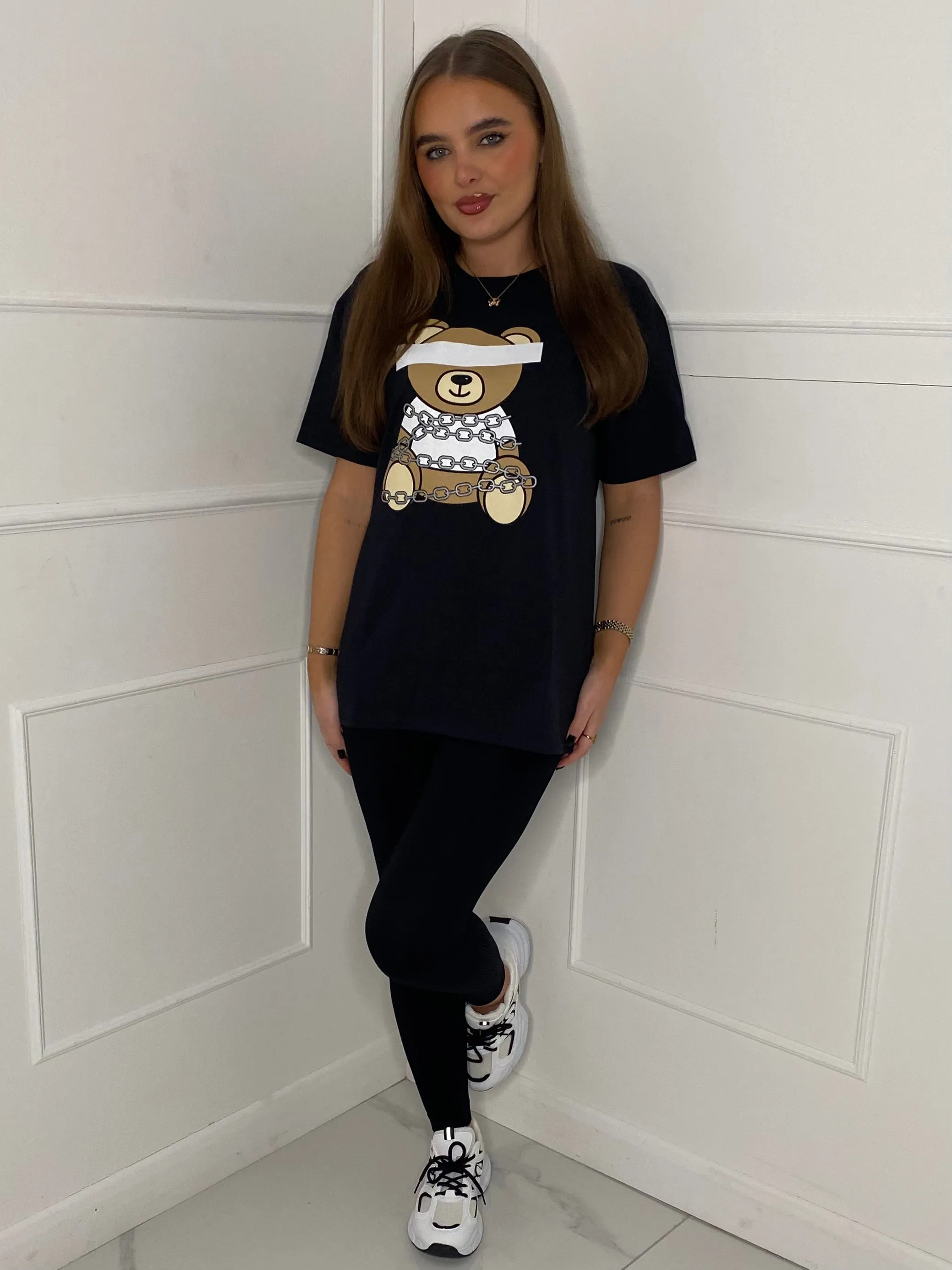 Single Teddy Chain Print T-Shirt - Black