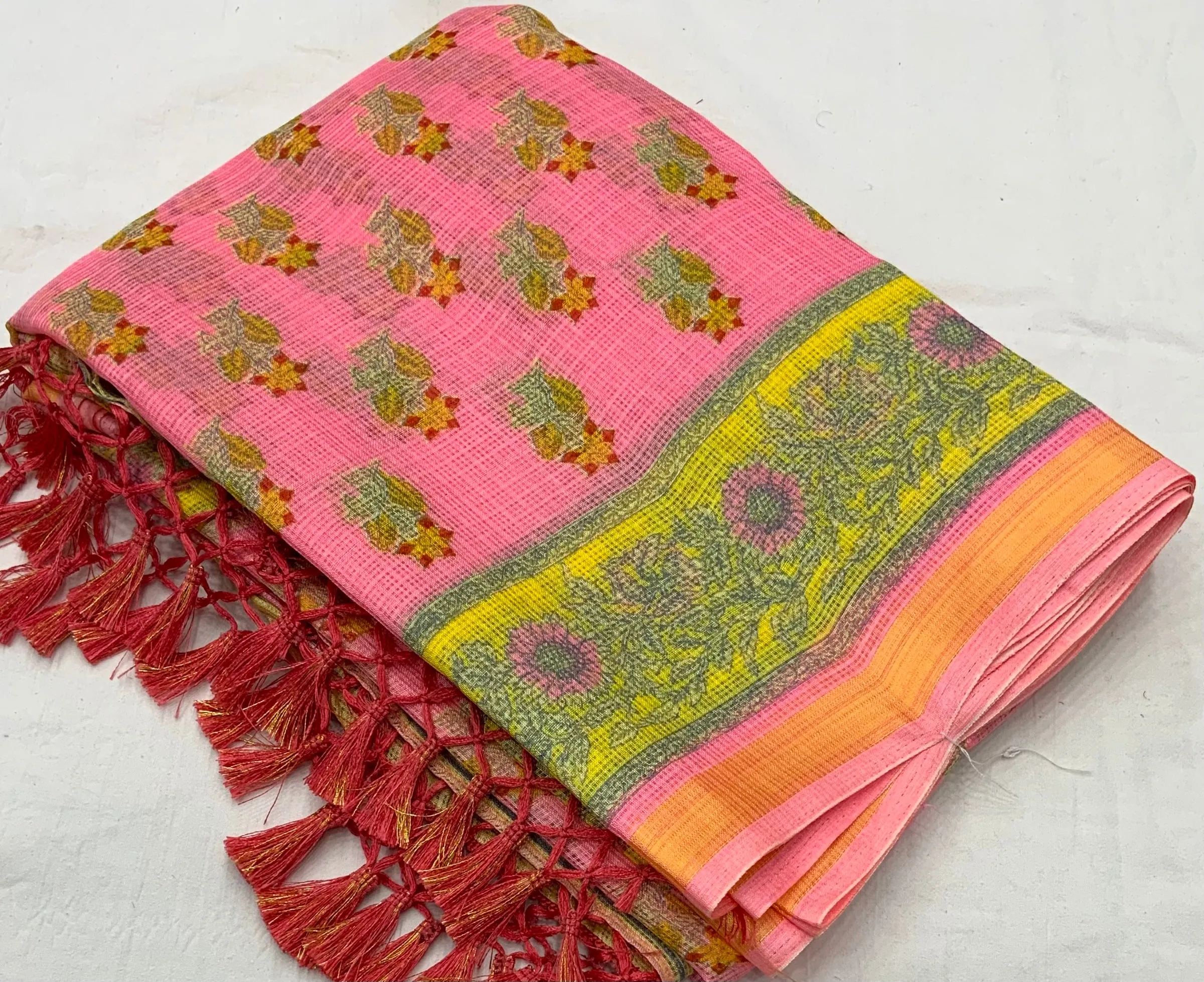 Sophisticated Women's Kota Silk Saree: Opulently Soft, Intricately Printed, and Adorned with a Weaving Pattu Border