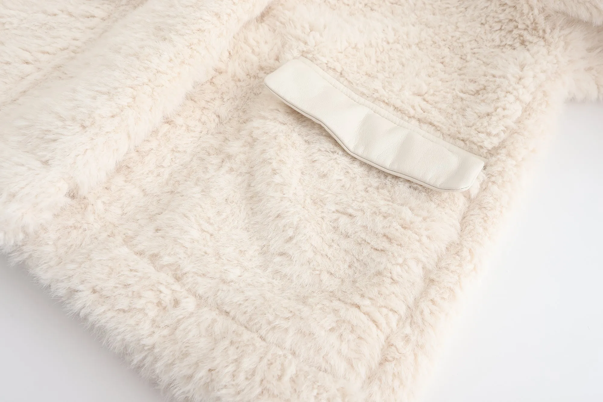 Teddy Shearling Bow Coat - White