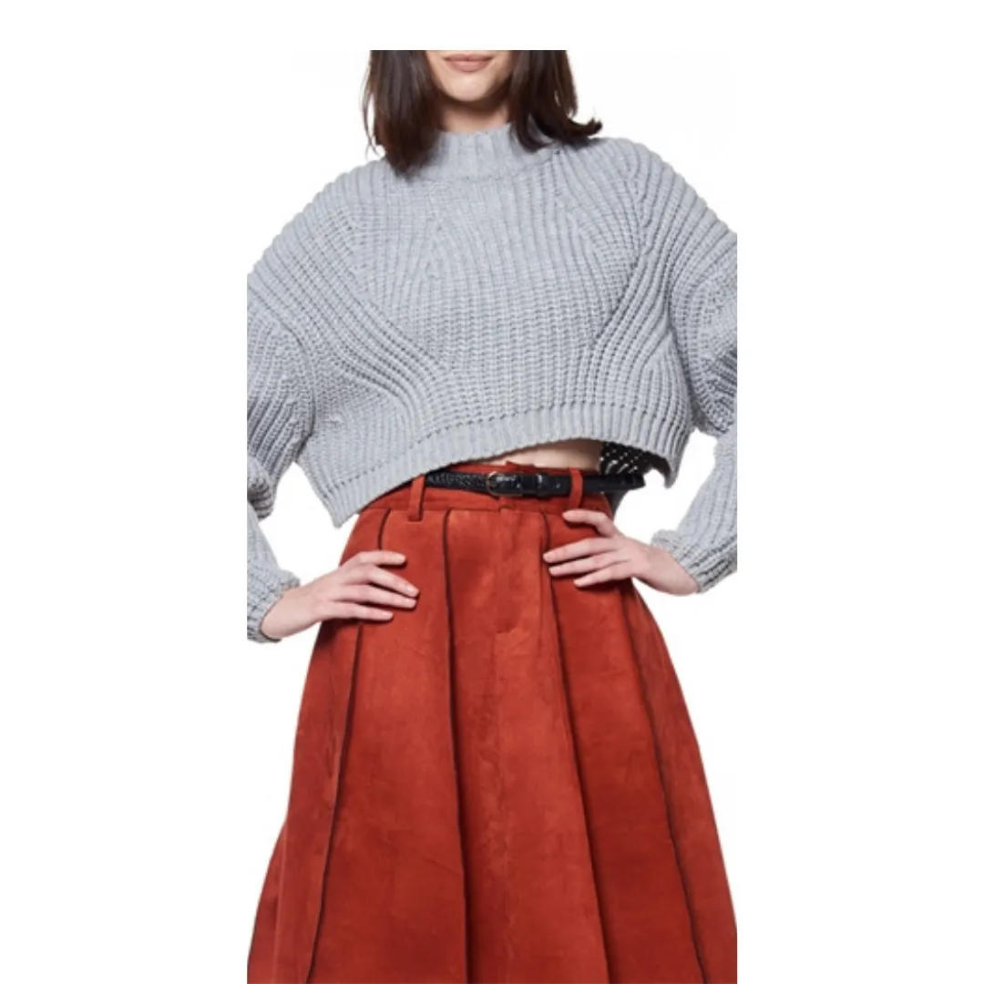 Unbalanced Bottom Comfy Crop Sweater