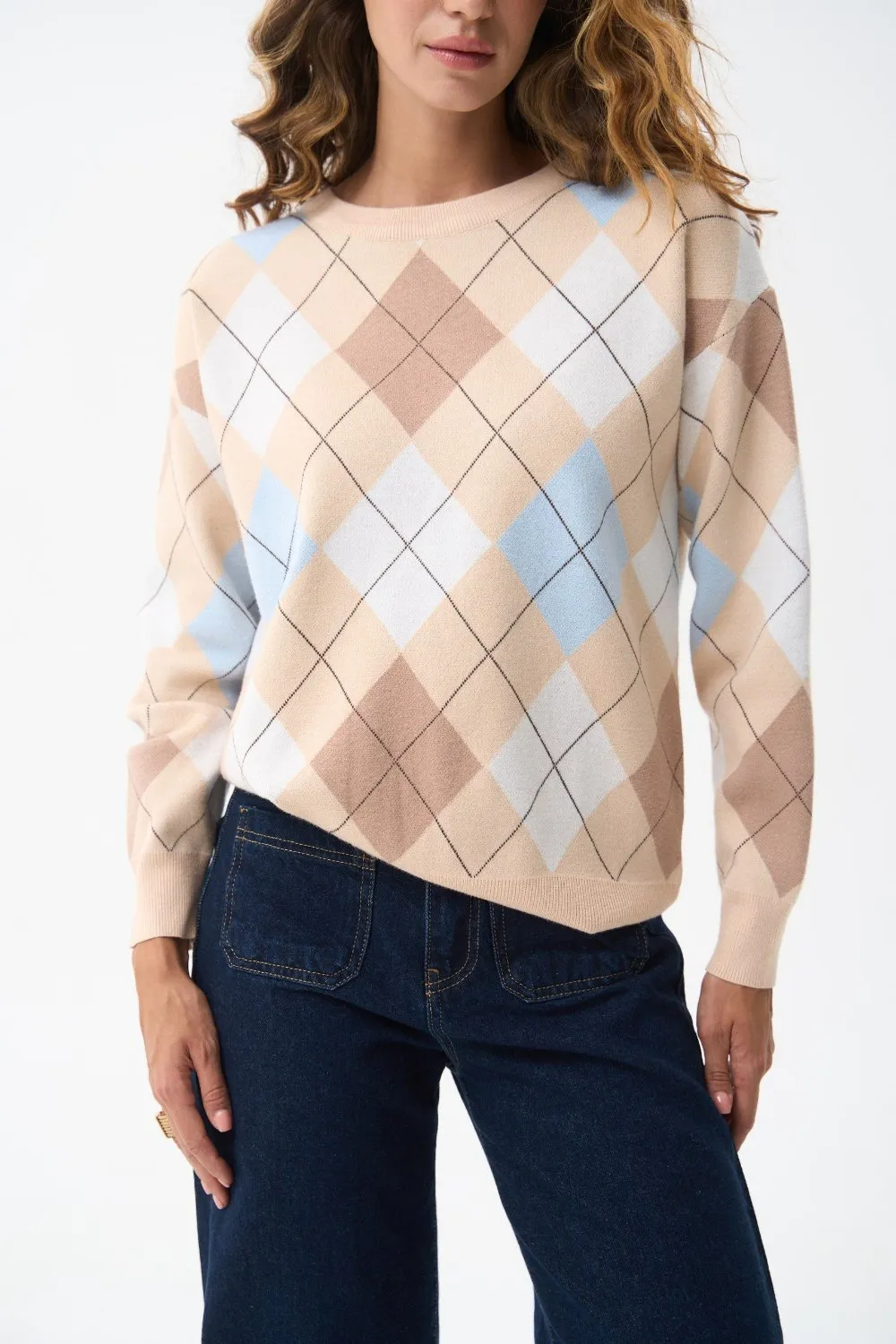 White Diamond Pattern Knit Sweater