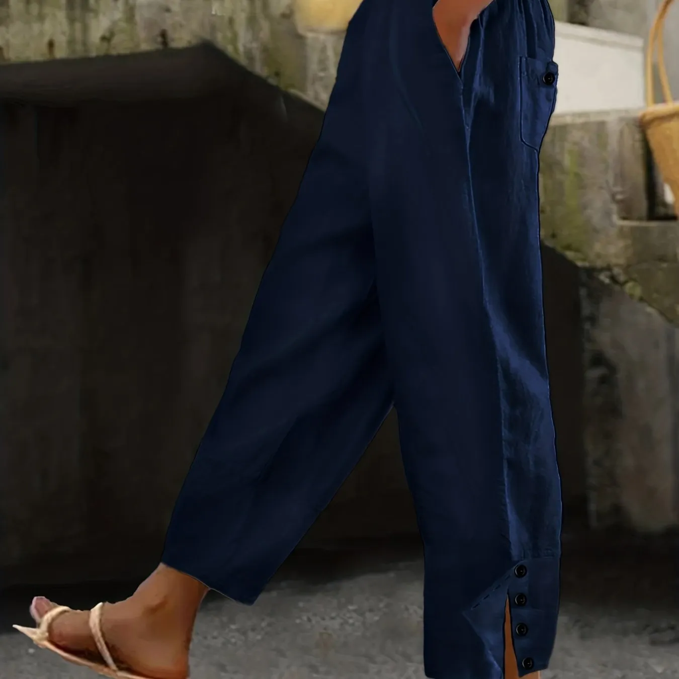 Women's Plus Solid Elastic Ruched Button Trousers - Comfort and Style with Convenient Pockets